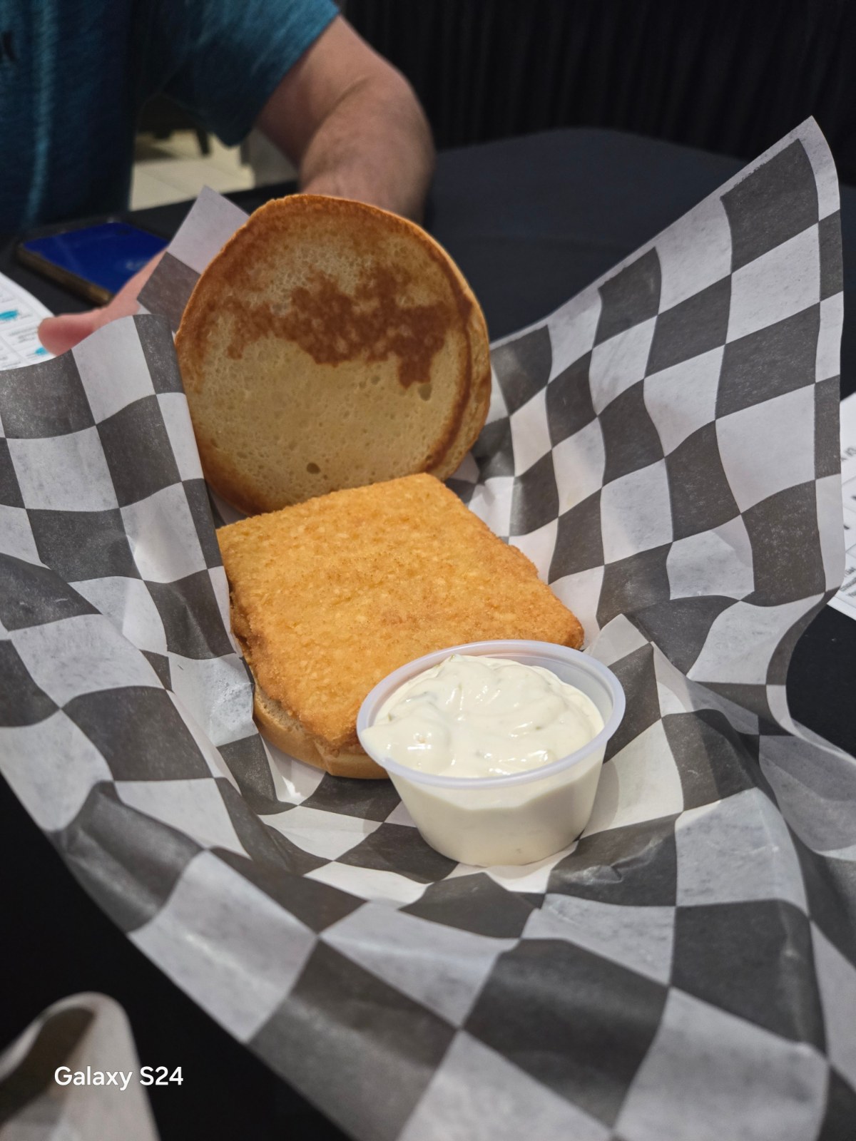 JR'S-BBQ-N-MORE